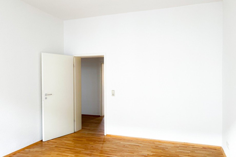 Blick aus dem Schlafzimmer in den Flur Etagenwohnung Erfurt