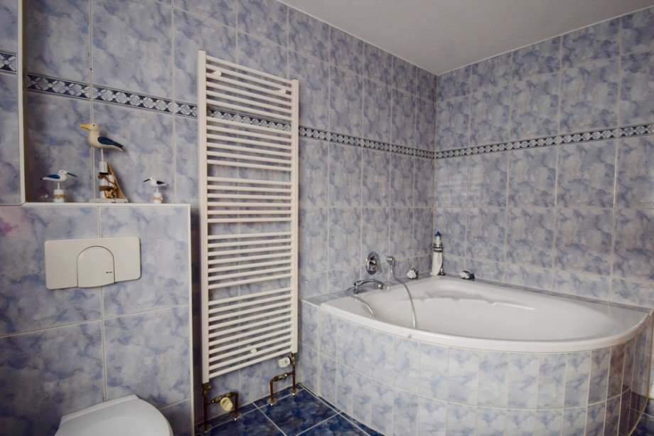 Eckbadewanne Doppelhaush�lfte Erfurt