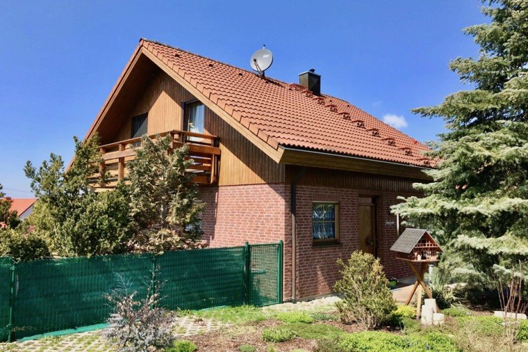 Hausverkauf in Arnstadt: Marlishausen Arnstadt/ Marlishausen Einfamilienhaus Gro�es Einfamilienhaus sucht neue Bewohner- EFH in Marlishausen