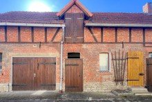 Scheune mit 2 Etagen Ausbaupotential Traditionelles Einfamilienhaus mit gro�er Scheune & h�bschem Garten