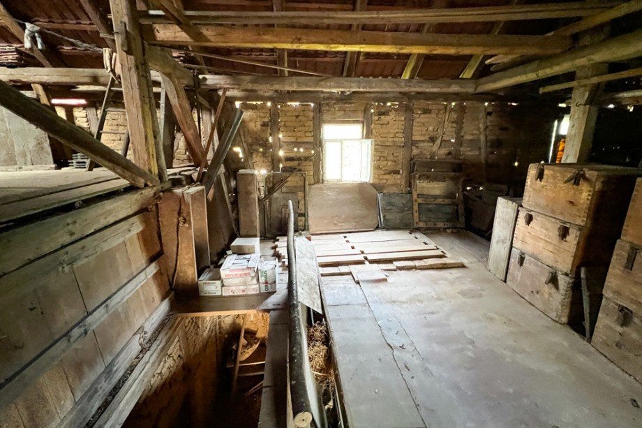 Scheune obere Etage Bauernhaus Gro�heringen