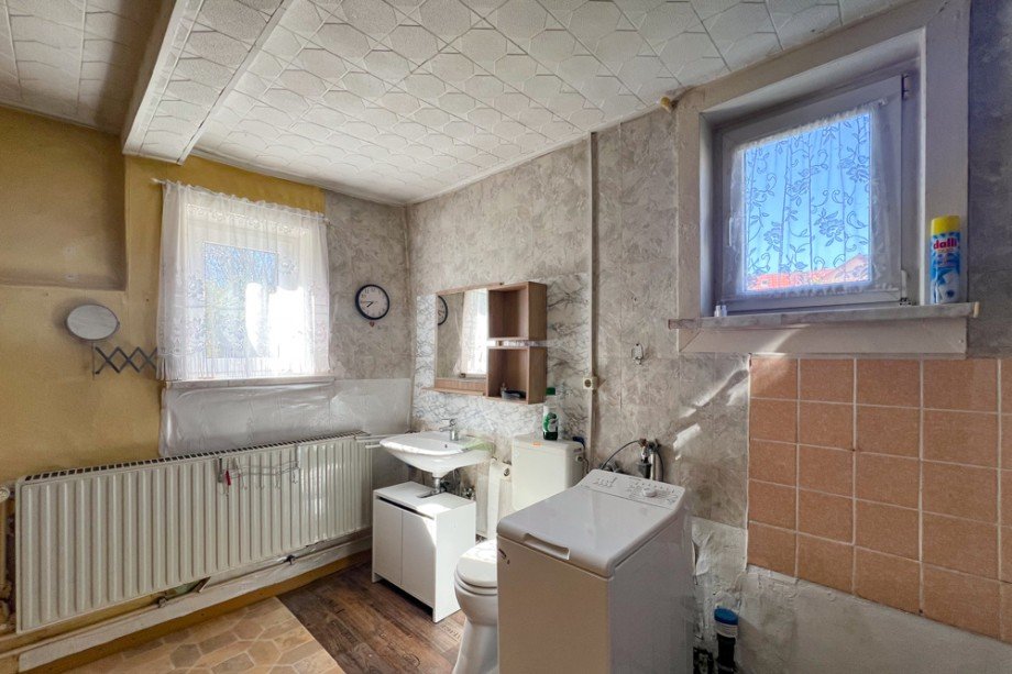 Badezimmerfenster Einfamilienhaus Erfurt / Molsdorf
