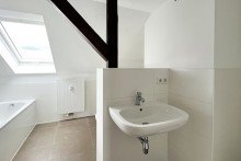 Tageslichtbad Familienfreundliche Maisonettewohnung mit Balkon & EBK in der Kr�mpfervorstadt