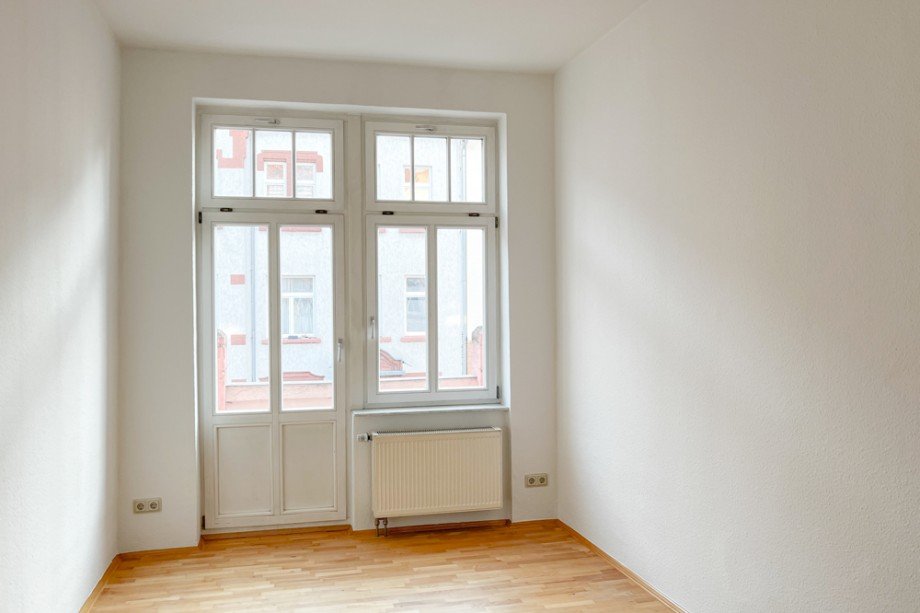 Schlafzimmer mit Balkon Etagenwohnung Erfurt
