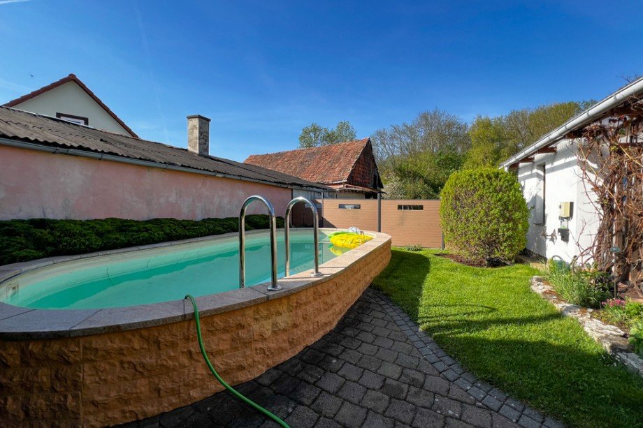 Pool und Gartenhaus Einfamilienhaus Kleinm�lsen