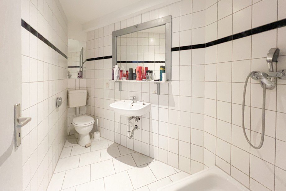 Innenliegendes Duschbad Etagenwohnung Erfurt
