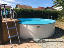 Ihr neuer Pool Ihr neues Familiennest - modernes Einfamilienhaus mit kleinem Pool & Garten