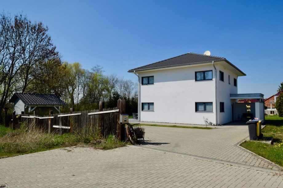 Einfamilienhaus Auffahrt Einfamilienhaus Riethnordhausen