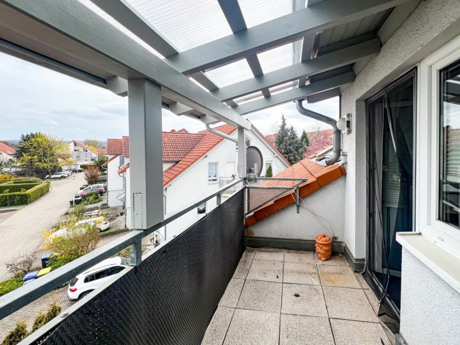 Balkon mit Fernblick Dachgeschosswohnung Erfurt / Urbich