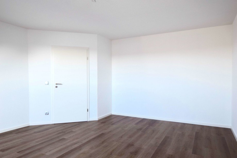 Wohnzimmer mit Wohlf�hlgr��e Dachgeschosswohnung Erfurt