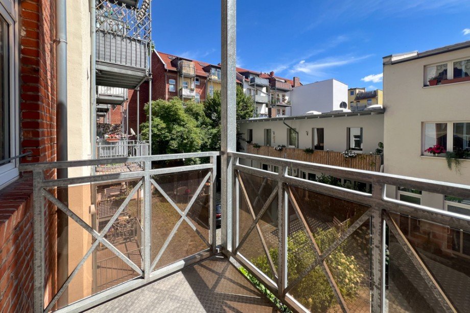 Balkon im Sonnenlicht Etagenwohnung Erfurt