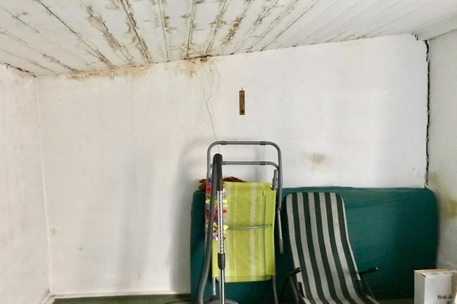 Wasserschaden vor Dachsanierung Einfamilienhaus Erfurt