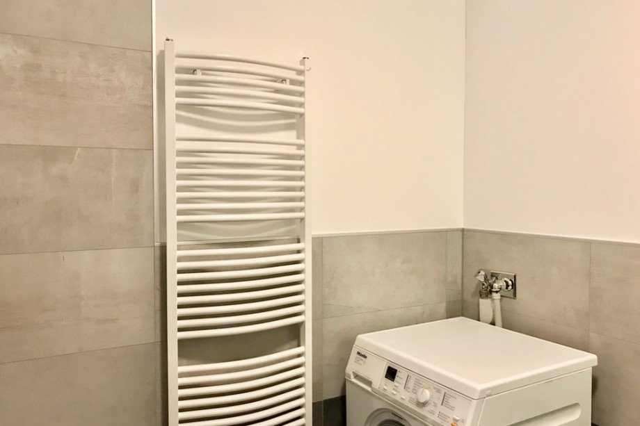 Badezimmer mit Badewanne Erdgeschosswohnung Erfurt