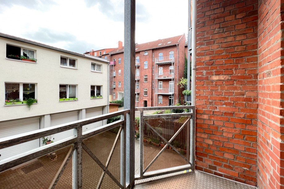 Balkon zur Hofseite Etagenwohnung Erfurt
