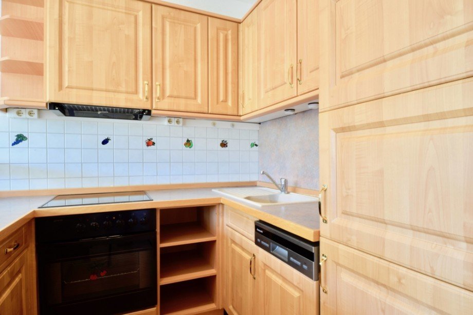 Gepflegte Einbauk�che mit tw. neuen Elektroger�ten Etagenwohnung Eisenach