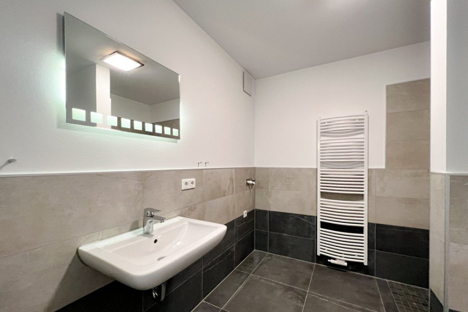 Hochwertiges Badezimmer_ Erdgeschosswohnung Erfurt