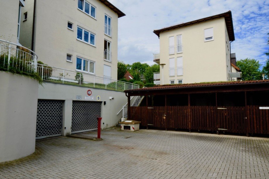 Ger�umiger Einfahrtsbereich Tiefgarage Erdgeschosswohnung Erfurt (Br�hlervorstadt)