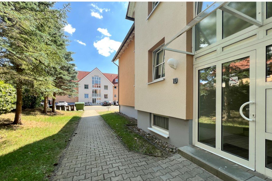 Eingangsbereich des Hauses Erdgeschosswohnung Weimar / Legefeld