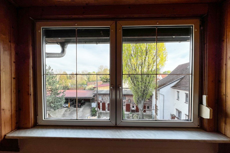 Blick aus dem Schlafzimmerfenster Maisonettewohnung Erfurt/ Vieselbach