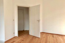 Blick in den Flur_WE2 Kleine Eigentumswohnung in Innenstadtn�he mit Balkon und EBK