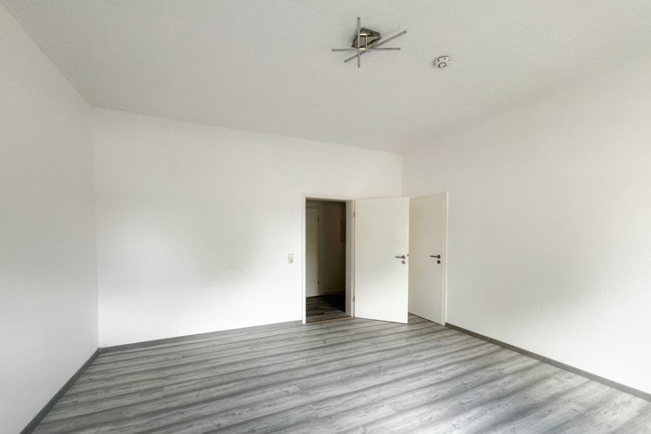 Wohnzimmert�r EG Mehrfamilienhaus Erfurt