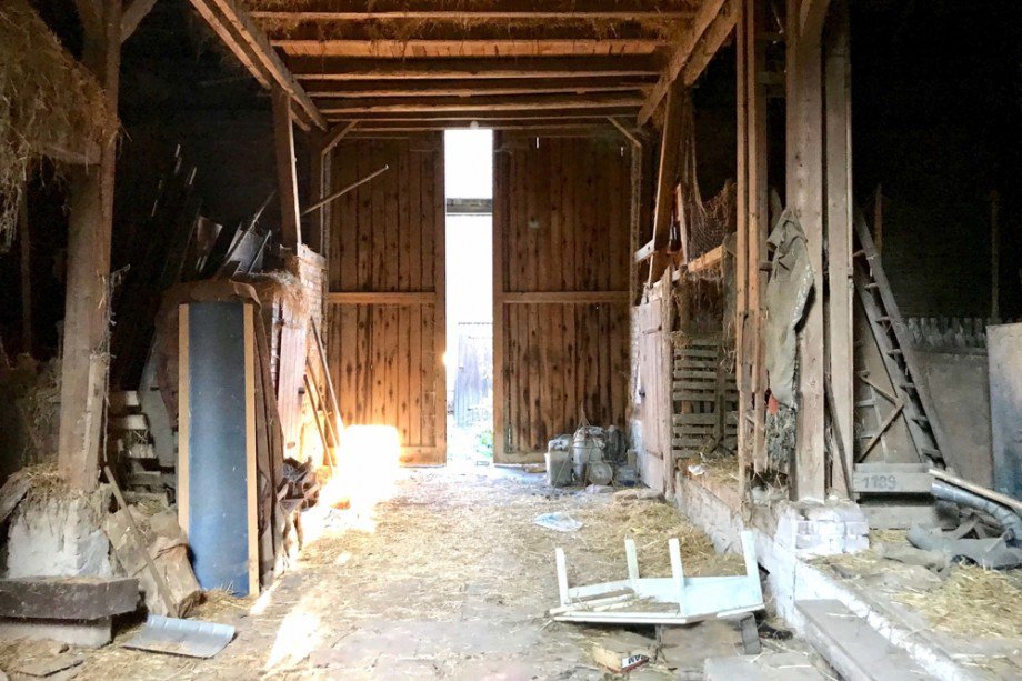 Gro�e ausbauf�hige Scheune Einfamilienhaus Tonna / Gr�fentonna