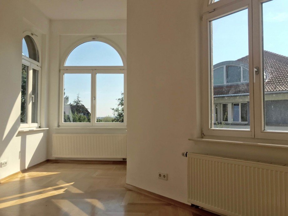 sonniges Wohnzimmer Etagenwohnung Erfurt
