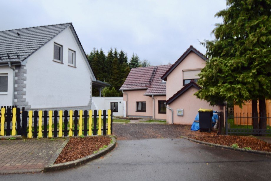 Zaun wird noch erneuert Einfamilienhaus Ruhla