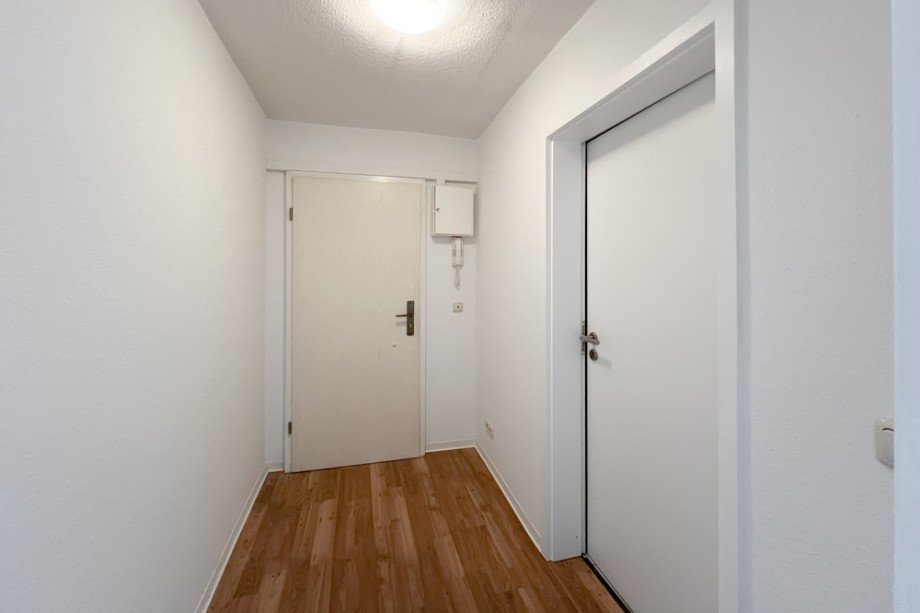 Flur im 1.OG Mehrfamilienhaus Erfurt