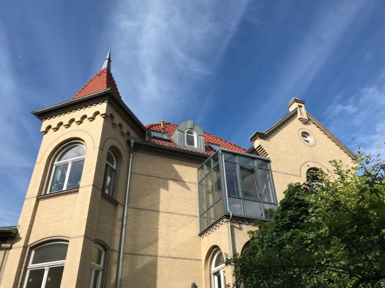 Etagenwohnung in Erfurt Hochheim Erfurt Etagenwohnung Entz�ckende 2Raumetagenwohnung mit Wintergarten im 1. OG einer Jugendstilvilla