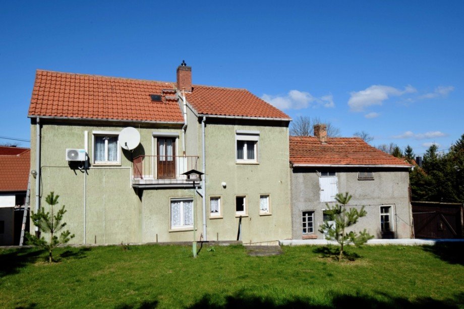 Gartenansicht Haus und Scheune Einfamilienhaus Erfurt