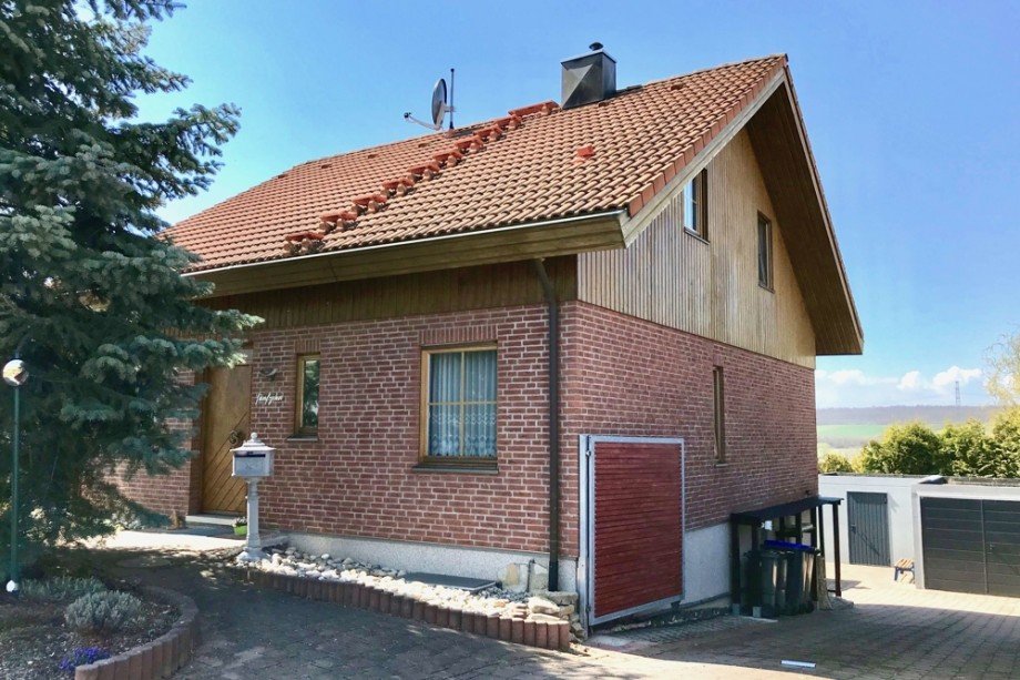 Hauseingang mit Toreinfahrt Einfamilienhaus Arnstadt/ Marlishausen