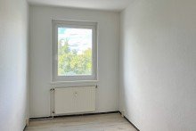 Kleine Schlafzimmer Vierraumwohnung mit Balkon im 1.OG