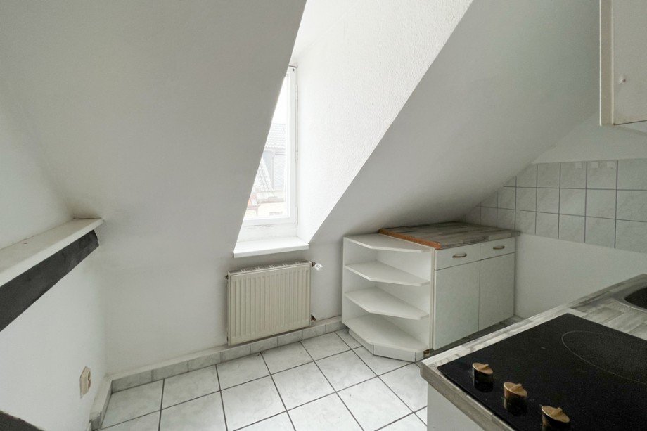Tageslichtk�che- nix f�r gro�e Menschen Dachgeschosswohnung Erfurt / L�bervorstadt