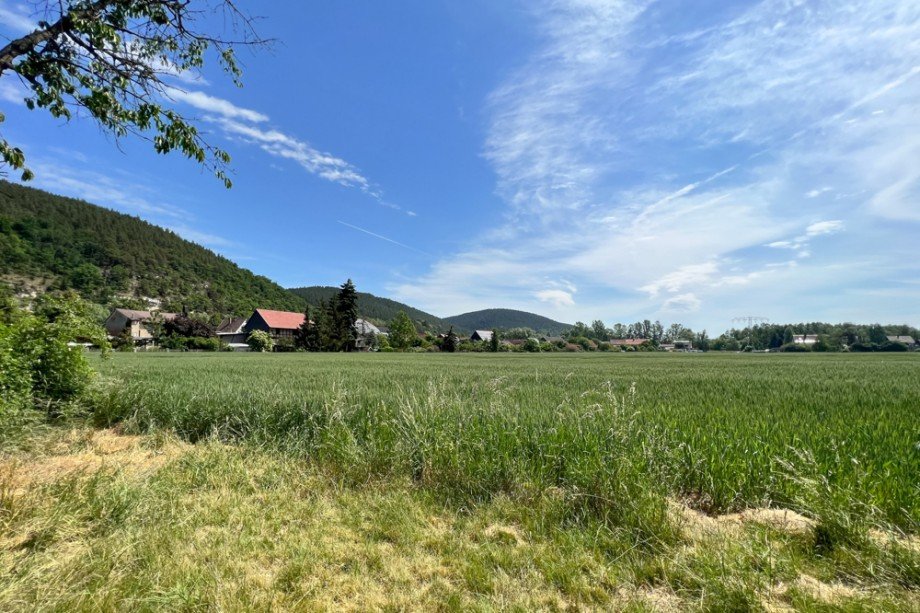Wohnen wo andere Urlaub machen Haus Saalfeld/Saale / Remsch�tz