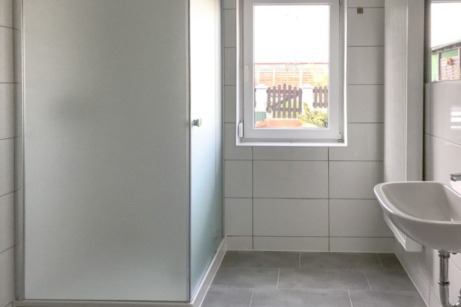 Saniertes Tageslichtbad Erdgeschosswohnung Erfurt
