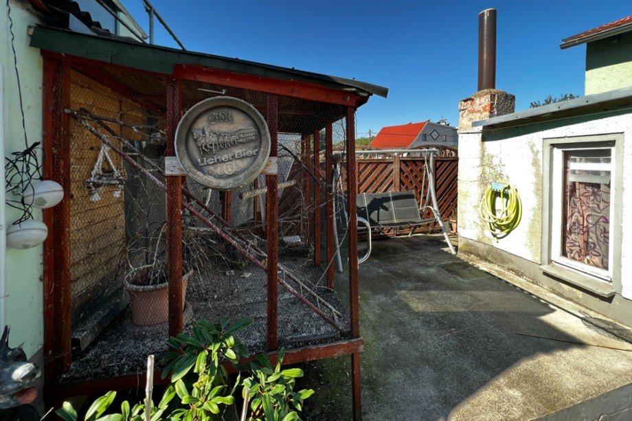 Voliere am Gartenhaus Einfamilienhaus Erfurt