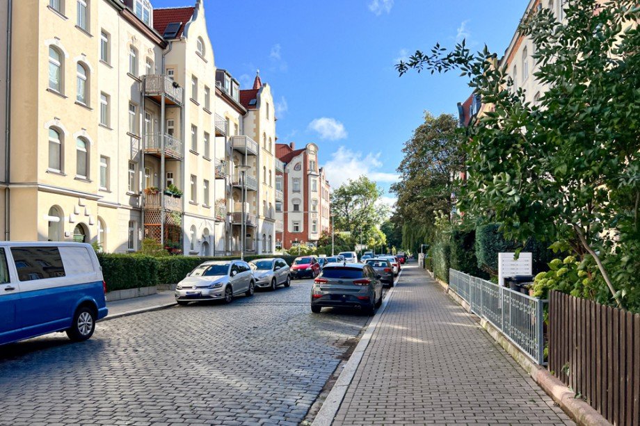 Blick zum Haus aus dem Storchm�hlenweg Maisonettewohnung Erfurt