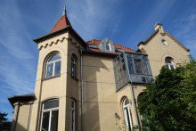 Winzerstra�e 12 mit Wintergarten im OG Entz�ckende 2Raumetagenwohnung mit Wintergarten im 1. OG einer Jugendstilvilla