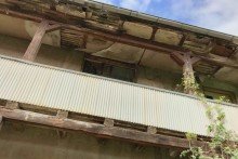 Seitenflumit Abrissgenehmigung Denkmalgesch�tzter Vierseitenhof im Herzen Gr�fentonnas