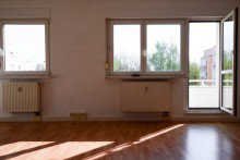 Sonne im Wohnzimmer Sch�n geschnittene Dreiraumwohnung mit Balkon und Einbauk�che