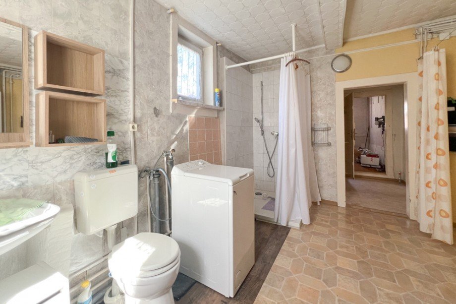 Badezimmer mit Dusche Einfamilienhaus Erfurt / Molsdorf