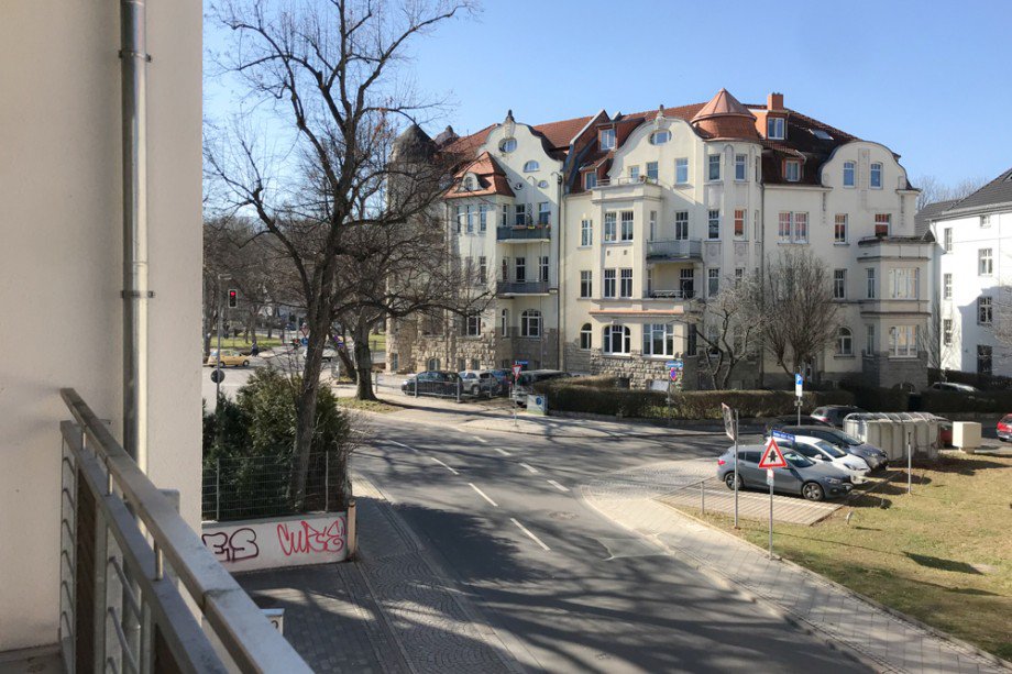 Ausblick vom Schlafzimmerbalkon Etagenwohnung Erfurt