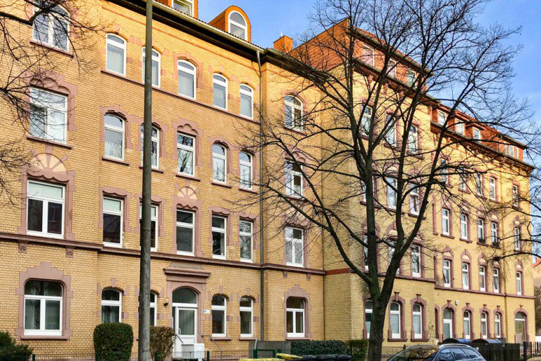 Ergeschosswohnung zur Miete_Erfurt_Schelkmann Immobilien Erfurt Erdgeschosswohnung Bezugsbereite Zweiraumwohnung im EG mit gro�er Wohnk�che und EBK