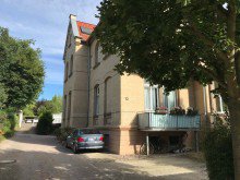 Auffahrt Winzerstra�e Entz�ckende 2Raumetagenwohnung mit Wintergarten im 1. OG einer Jugendstilvilla