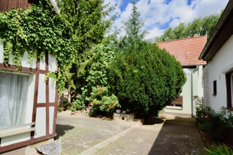 Vor neugierigen Blicken gesch�tzt Einfamilienhaus Kutzleben / L�tzens�mmern