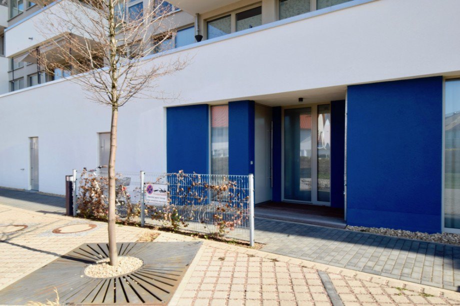 Separater Eingang mit Parkplatz direkt davor Erdgeschosswohnung Erfurt