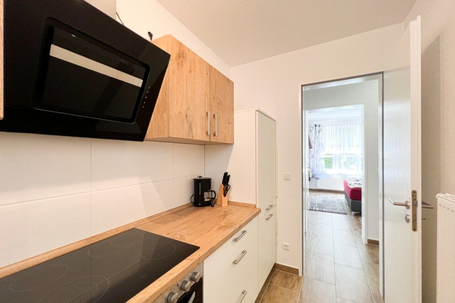 Blick von der K�che in das Schlafzimmer Erdgeschosswohnung Weimar / Legefeld