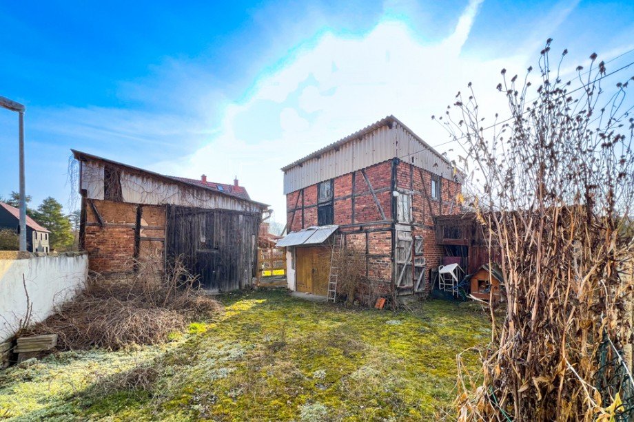 Zwei kleine Scheunen mit Garagen Einfamilienhaus Erfurt / Molsdorf