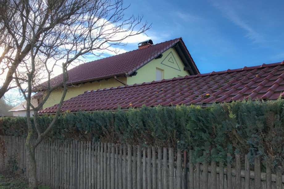 Perfekter Sichtschutz zum Feldweg Einfamilienhaus Drei Gleichen OT M�hlberg